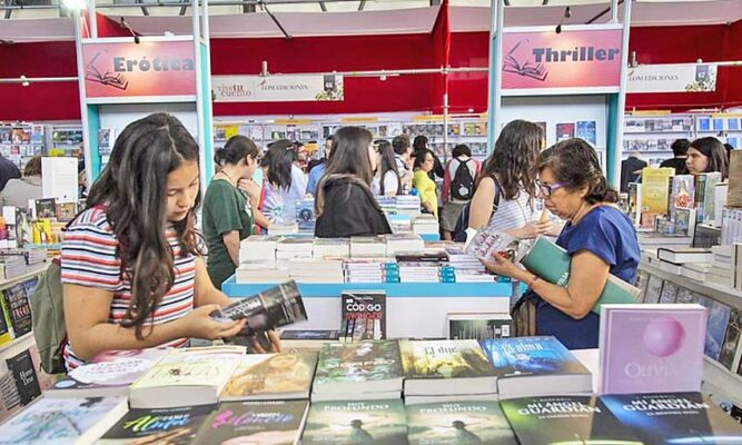 Feria del Libro de Santiago tendrá edición virtual en diciembre | La ...