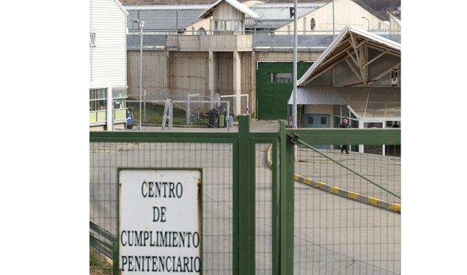 Aumentan contagios de Covid en la cárcel de Punta Arenas | La Prensa ...