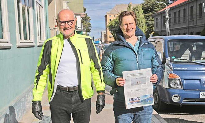 Lo lograron: nadadores rompieron tres récords en su cruce por el
