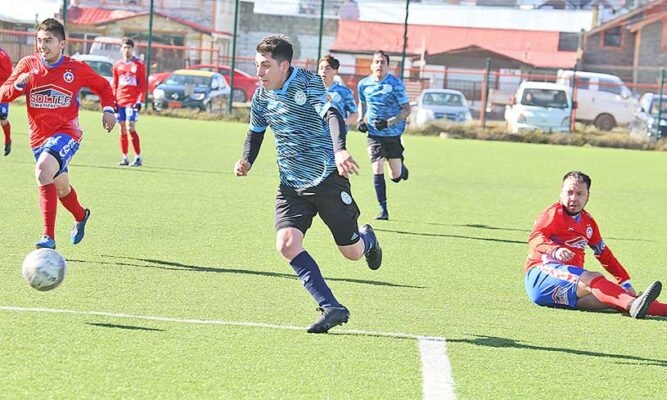 Río de la Mano goleó al Estrella y se perfila de candidato en el Barrio