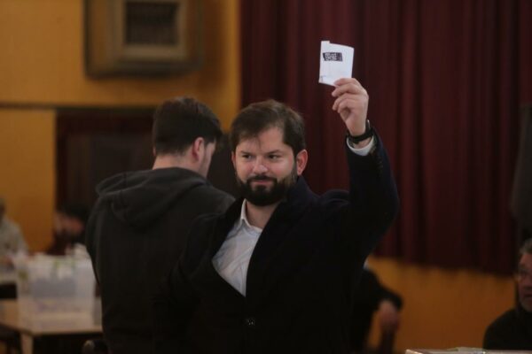 Presidente Boric tras emitir su voto: “Tenemos, como chilenos, una ...