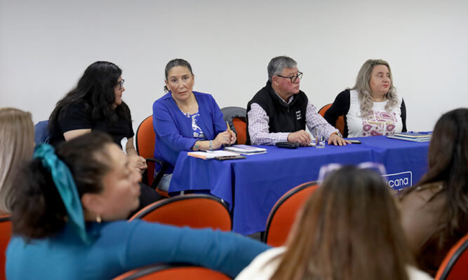 Asistentes de la educación rechazan comparación de sueldos con docentes ...