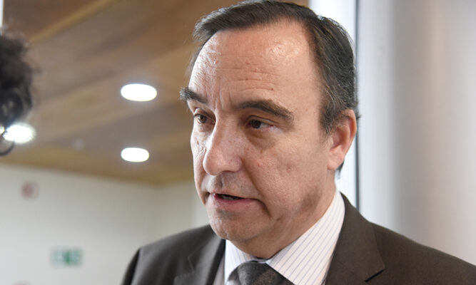 Gobernador Flies: “No vamos a poder partir con ninguno de los proyectos nuevos en el Plan de Zonas Extremas”