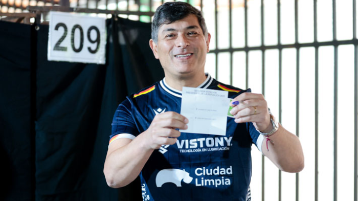 Kast, el candidato de derecha más votado de la historia, gana elecciones en Chile