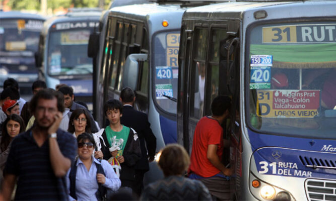 Gobernadores emplazan a Transportes a asumir el costo de  subsidio de pasajes en regiones: “No es nuestra competencia”