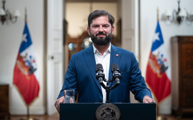 Presidente Boric hizo un mea culpa sobre el manejo del caso Monsalve y la fallida compra de la casa Allende