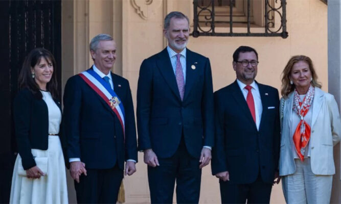 Kast invita al rey Felipe VI a visitar la Antártica