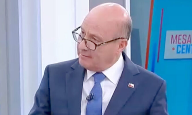 Hacienda explicó cambios en gratuidad  y Cae en plan de reconstrucción