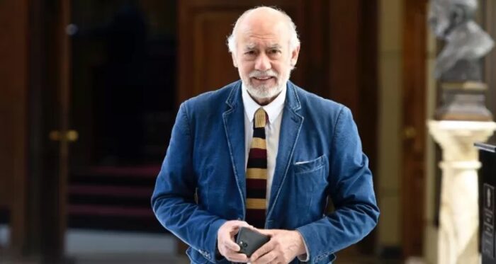 Iván Flores: “Kast abrió demasiados frentes y no dio tiempo para organizar la oposición”