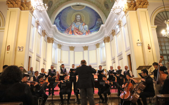 Conmovedor concierto del Coro Croata  inaugura  actividades de Semana Santa en la Catedral
