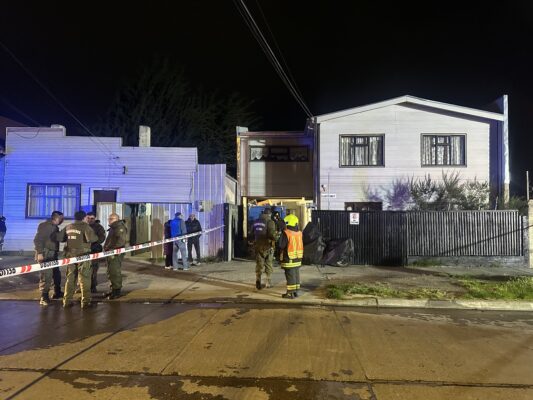 Hombre de 63 años pereció atrapado  anoche en un incendio en el barrio Prat