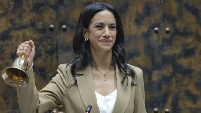 Paulina Núñez, la primera mujer de derecha en presidir el Senado