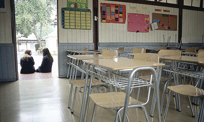 Más amenazas de tiroteos: suspenden clases en al menos tres colegios y ...