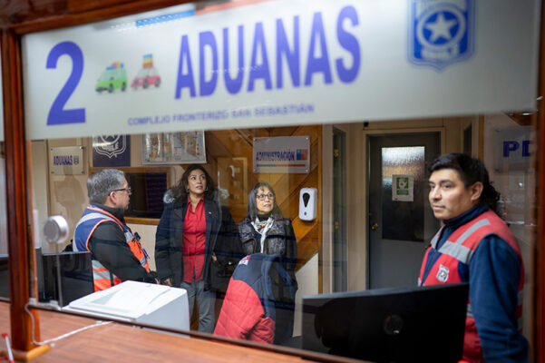 Delegada presidencial inspecciona paso San Sebastián  y refuerza agenda de seguridad en Tierra del Fuego