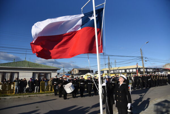Con amplia participación comunitaria se realizó el tradicional desfile del Barrio Prat en honor a las Glorias Navales