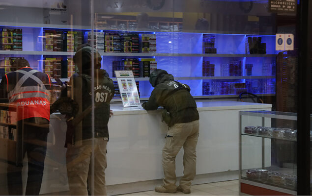 Investigados por contrabando de cigarrillos quedaron con arresto nocturno