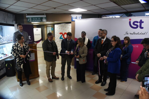 Inauguran nuevo centro médico y  vacunatorio internacional en Zona Franca
