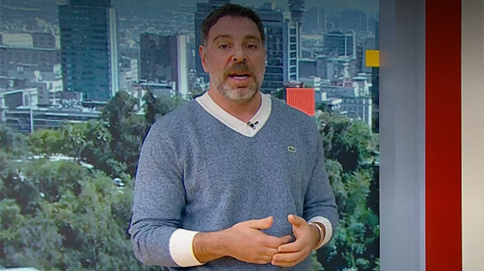 José Antonio Neme visita a motociclista herido tras accidente en Las Condes
